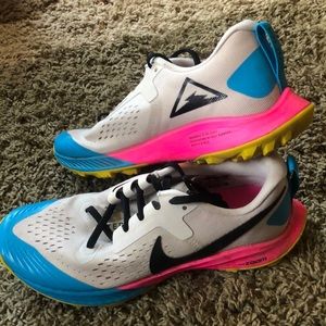 Nike Terra Kiger run shoe size 7.5